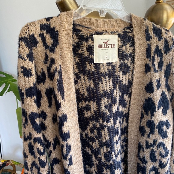 Leopard Print Cardigan - Picture 3 of 7